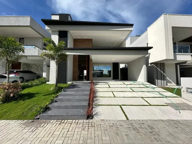 Casa Plana a Venda no Condomínio Jardins do Lago