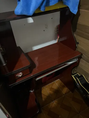 Mesa para computador/escrivaninha