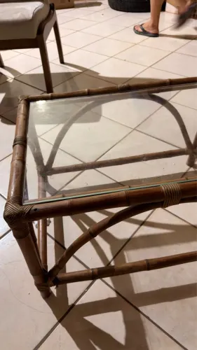 Mesa de bambu 