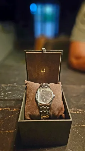 Relógio Bulova Classic Sutton