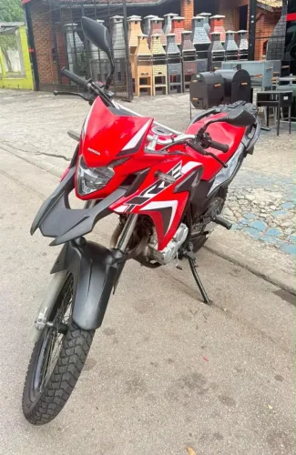 Honda XRE 300 só no ponto de transferir!
