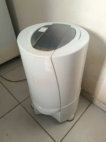 Centrífuga Mueller/ climatizador Midea