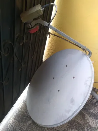 Antena parabólica para todos os canais