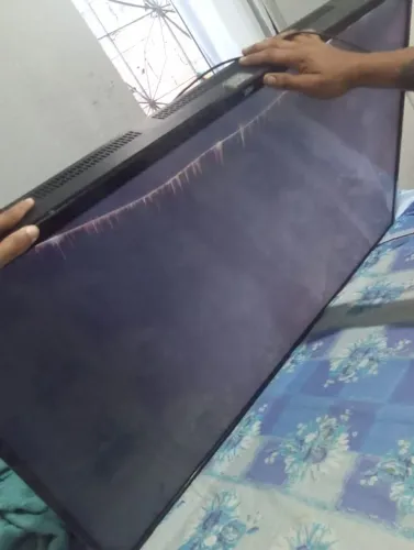 Vendo uma TV pra concerto com defeito