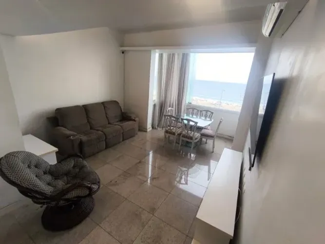 Apartamento para locação Copacabana Mobiliado 2 quartos, suíte, frente ao mar!