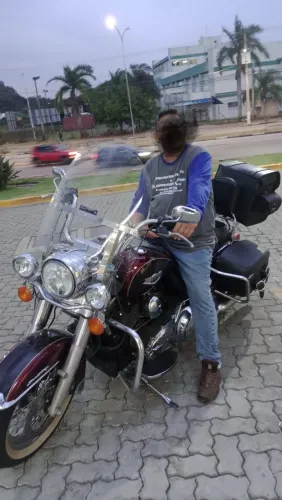 Baú de couro  Harley traseiro 