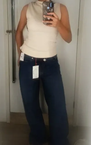 Camisa sem manga feminina