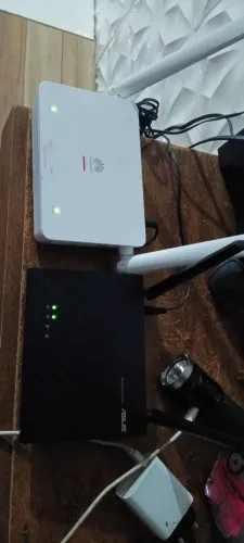 roteadores de internet funcionando certinho