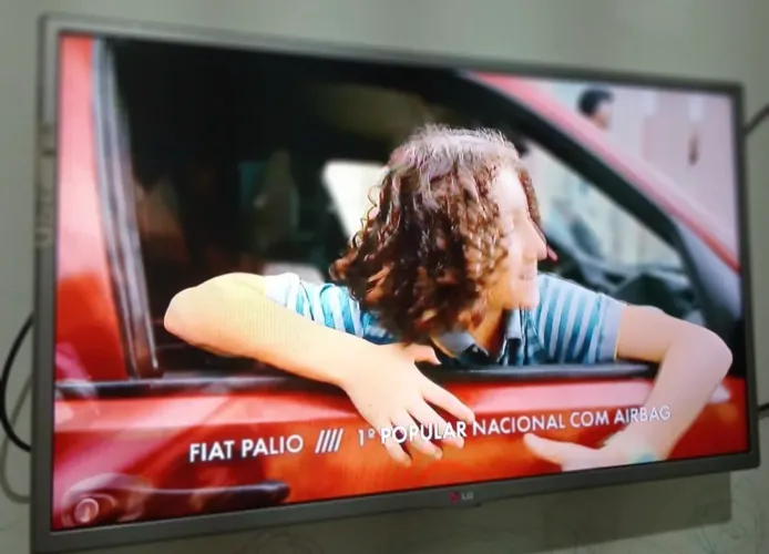 VENDO TV LG 32 POLEGADAS