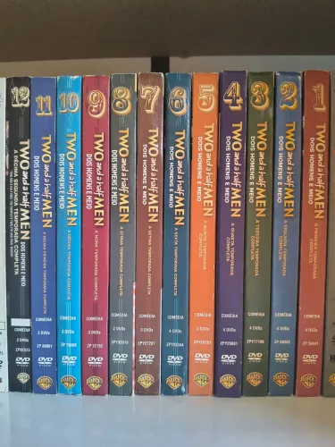 DVD Dois Homens e Meio (Two and a Half Men) - a Série Completa