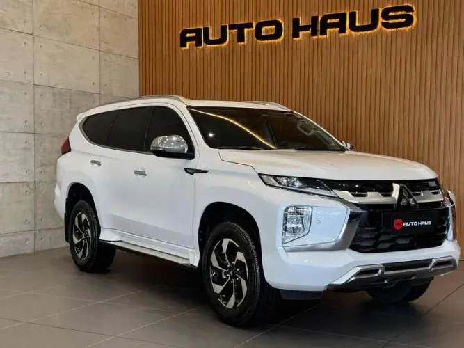 Mitsubishi Pajero Sport HPE 2.5 4X4 Diesel Aut. 2025