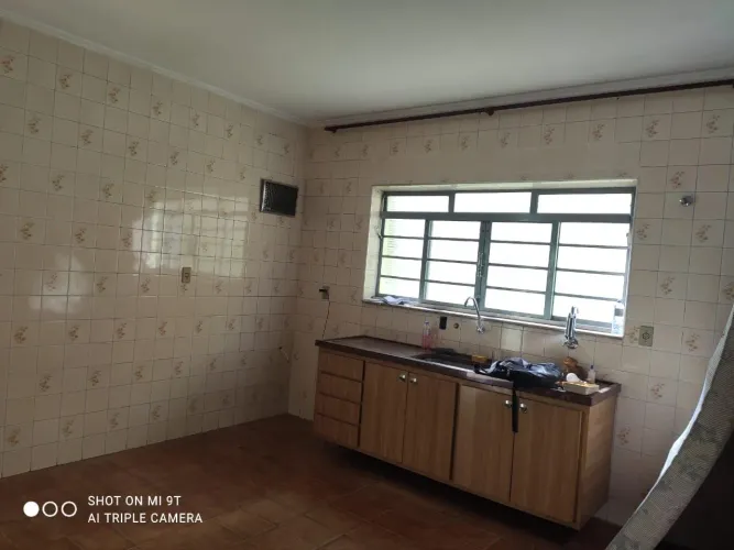 Sobrado com 2 dormitórios para alugar, 198 m² por R$ 3.670,00/mês - Cidade Nova I - Indaia