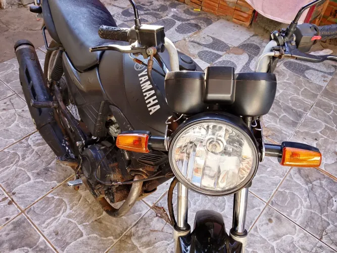 Vendo moto Yamaha YBR 125