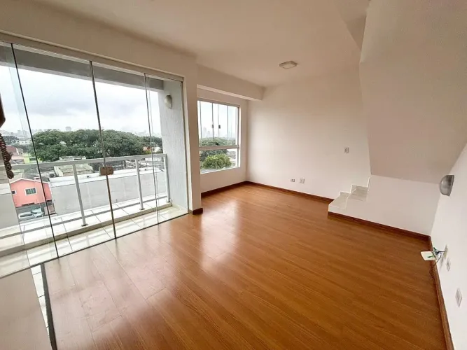 Cobertura duplex com 1 vaga no Rebouças