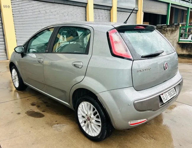 Fiat Punto Essence Dualogic 1.6 Flex 16V 5P 2013