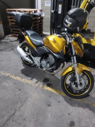 Cb300 dourada
