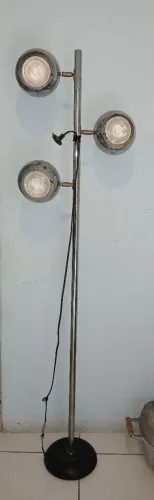 Luminária antiga