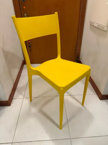 Cadeira Amarela
