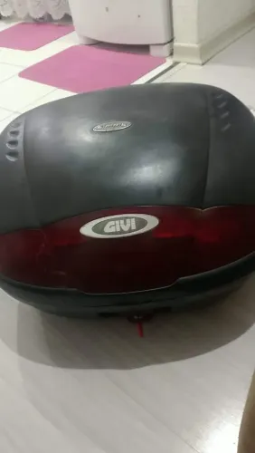 Baú Givi 45L (Cabe 2 Capacetes) + Suporte Grátis ? Preço de Desapego! ?
