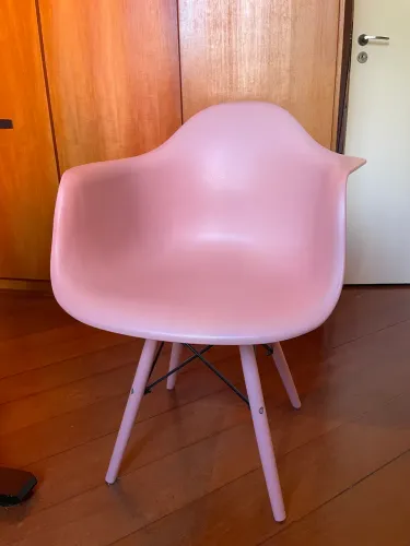 Cadeira TOK&STOCK rosa