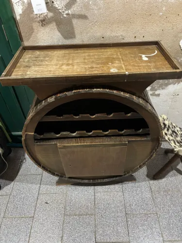 Bar de madeira 