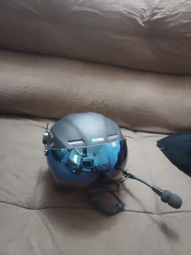 Capacete