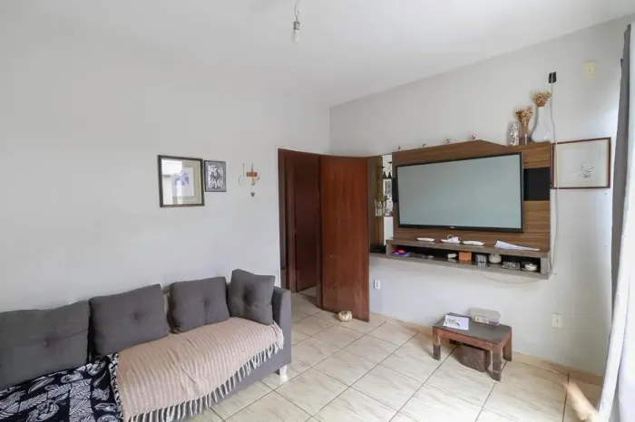 Casa à Venda - Santa Terezinha, 3 Quartos, 220 m2
