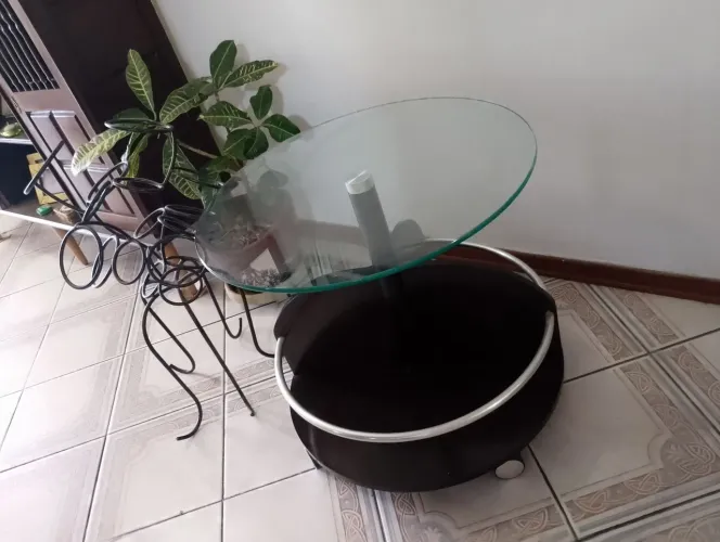 Barzinho e adega, posso entregar , duas peças maravilhosas 