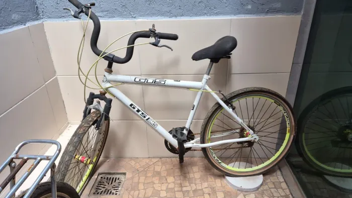 BICICLETA Aro 24 e 26