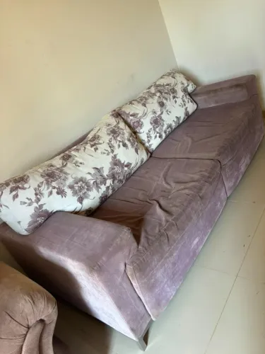 Sofá grande com encosto removível