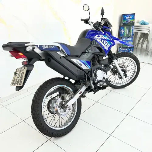 Crosser