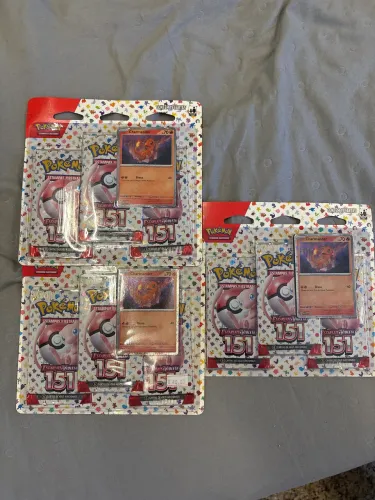 (PT-BR) Blister Triplo Escarlate e Violeta 3.5 - 151 - Charmander