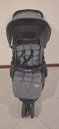 Carrinho de bebê 3 Rodas Voyage Delta