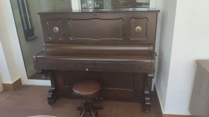 Piano Alemão Blüthner Leipzig Original Afinado