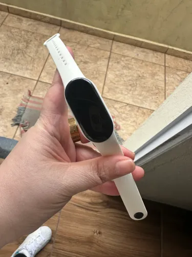 Mi band 7 seminova em ótimo estado!