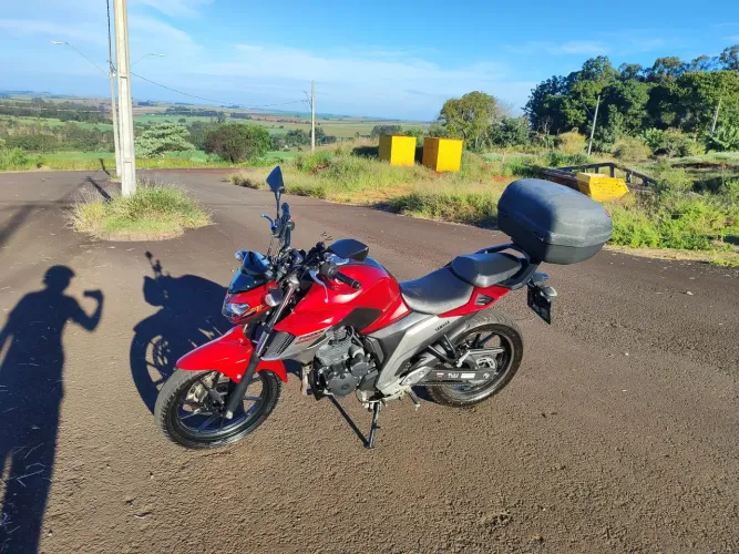 Vendo Yamaha Fazer FZ25 2021