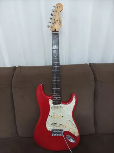 Guitarra Squier stratocaster 1996