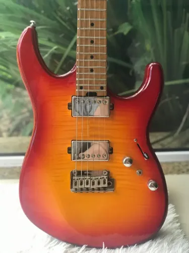 Guitarra Strinberg Ergus Top de linha