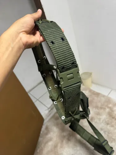 Cinto e suspensório 