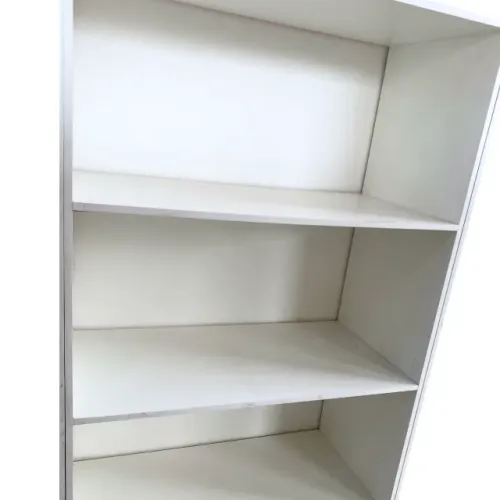 Estantes e nichos em mdf branco com 4 nichos