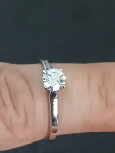 Anel Solitário, ouro 18 / 750 K e Diamante Natural , 0.53 quilates , Branco Extra