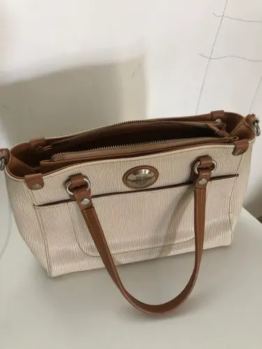 Bolsas Monica Sanches e Constance 