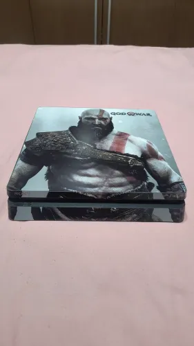 Vendo PS4 Slim.
