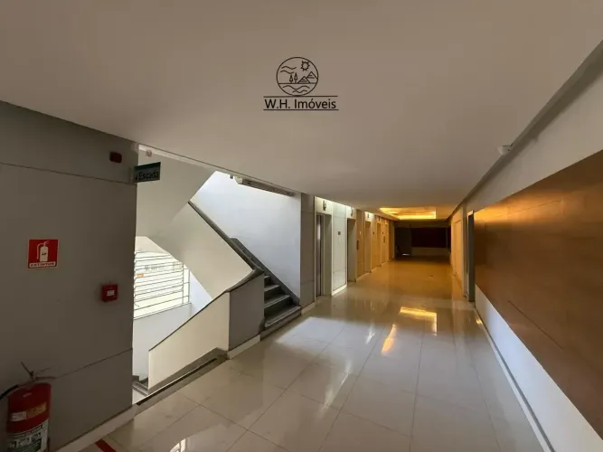 Sala vão livre 72m² - Saída metrô Carioca - Centro - Rio de Janeiro - RJ