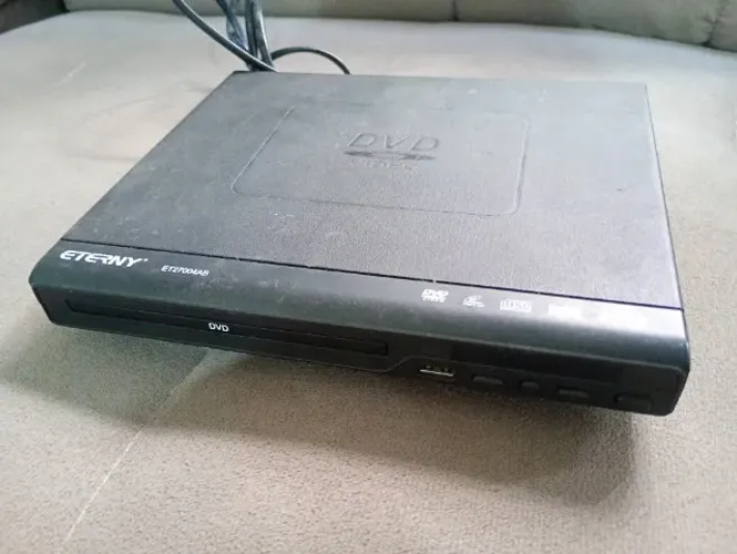 DVD Player da marca Eterny Usado - Funcionando perfeitamente Sem controle