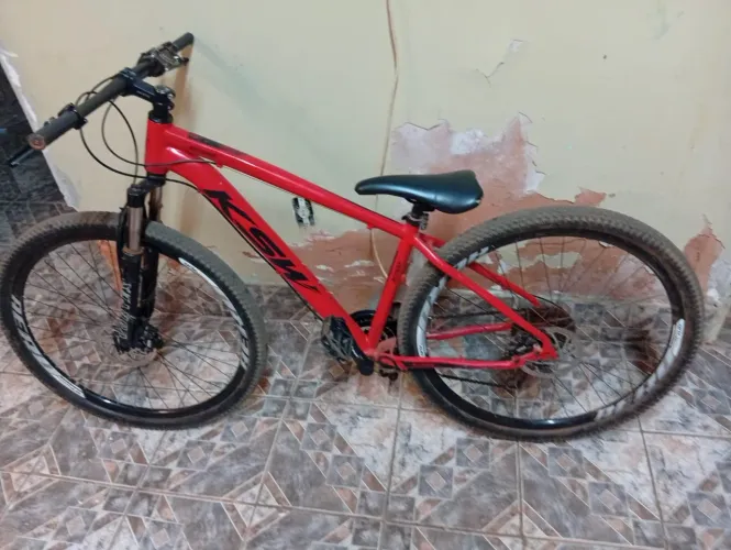 Vendo bicicleta Aro 29 freio a óle