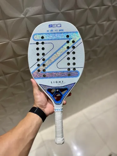 raquete de beach tennis
