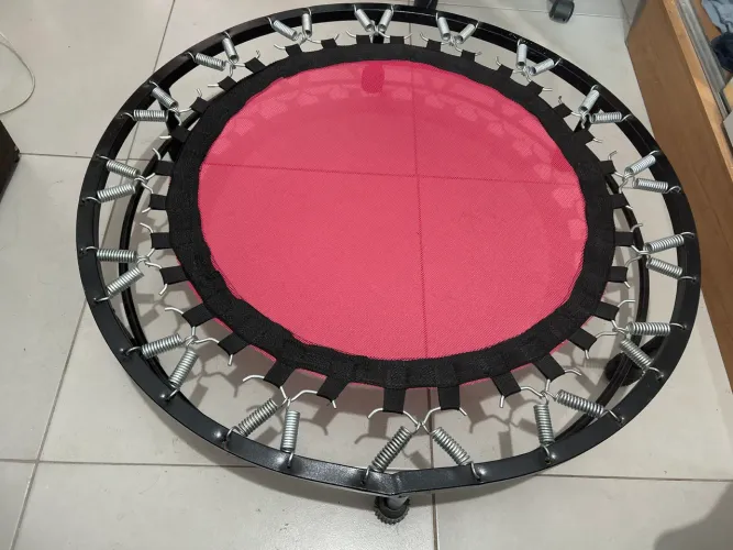 Mini cama elástica JUMP