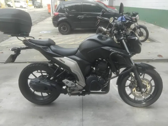 Vendo Fazer 250