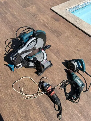 Kit de Ferramentas Makita + Furadeira + Esmerilhadeira - R$ 1.700.